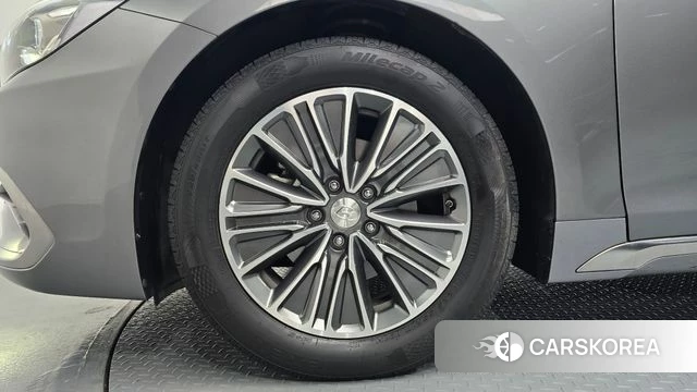 Hyundai Grandeur IG Hybrid id 4626404 из Кореи 25