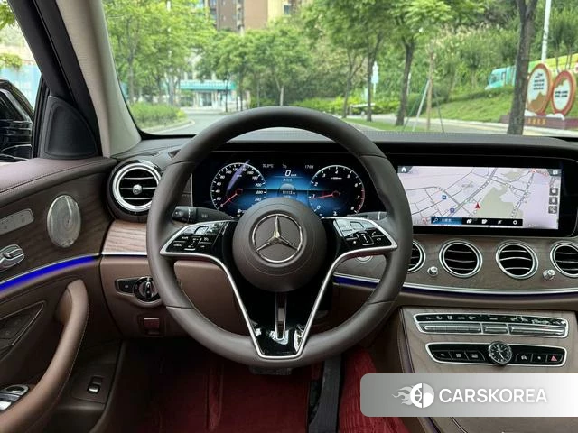 Mercedes-Benz E-class id 4321425 из Китая 8