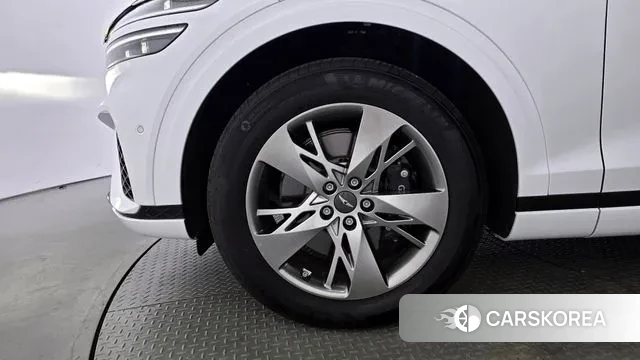 Genesis GV70 id 3002425 из Кореи 15