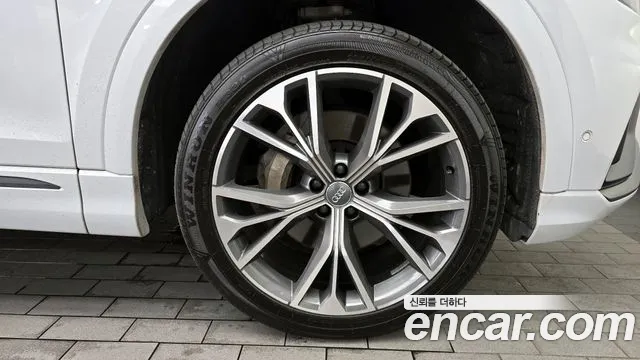 Audi Q8 (4M) id 2839357 из Кореи 15