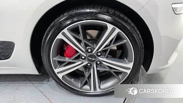 Genesis The New G70 id 3115029 из Кореи 15