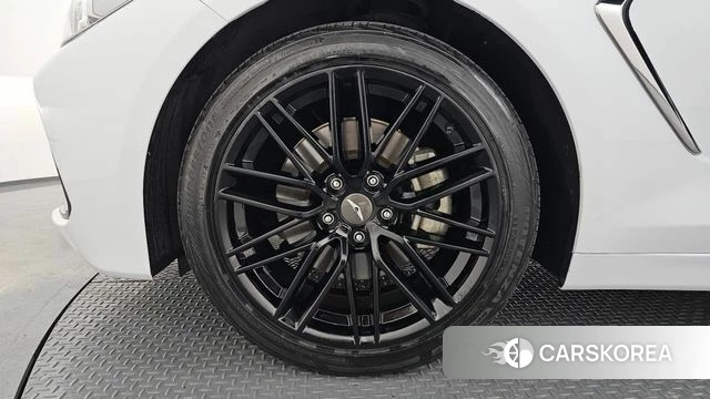 Genesis G70 id 3937135 из Кореи 15