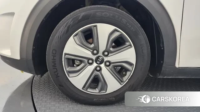 Kia Niro id 3375195 из Кореи 15