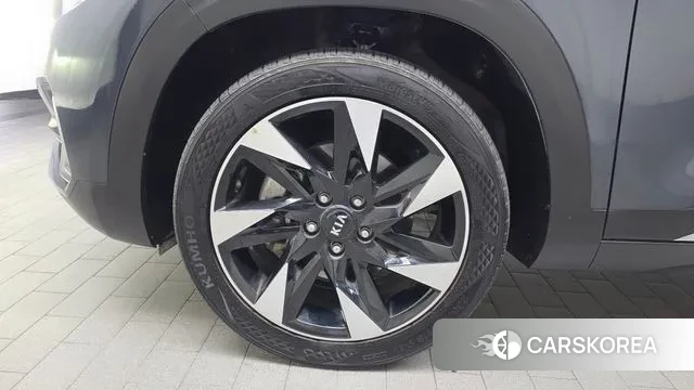 Kia Seltos id 3444074 из Кореи 15