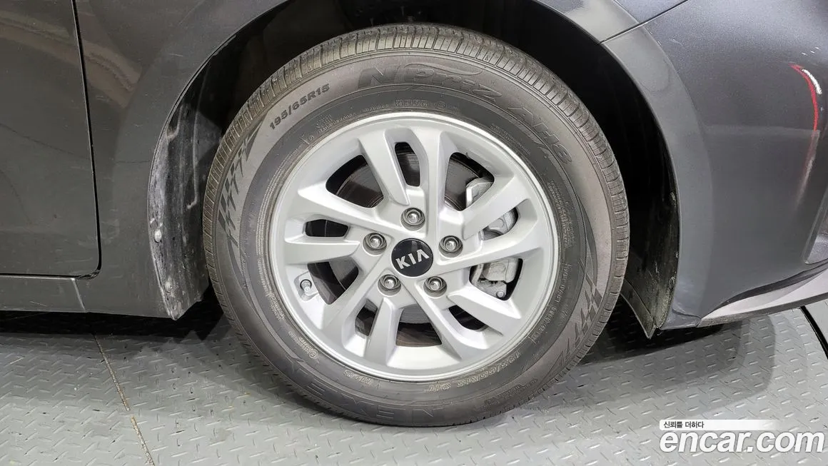 Kia Come New K3 id 1696207 из Кореи 15