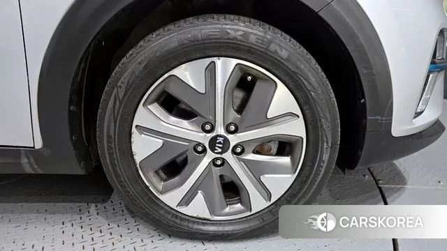 Kia Niro EV id 3307635 из Кореи 15