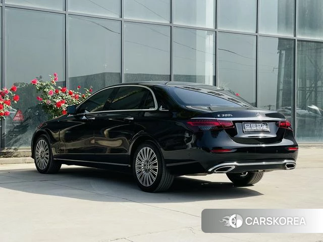 Mercedes-Benz E-class id 4210486 из Китая 15