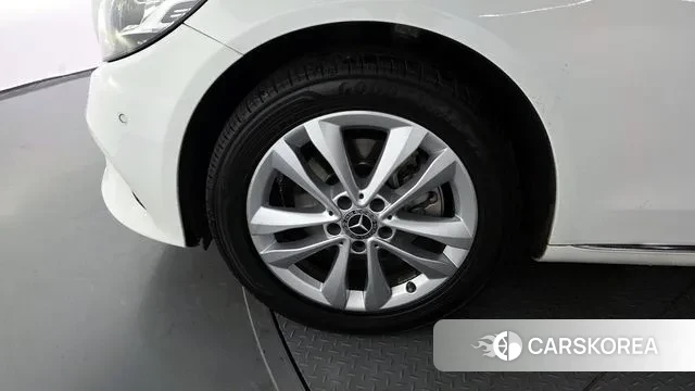 Mercedes-Benz C-Class W205 id 3238876 из Кореи 15