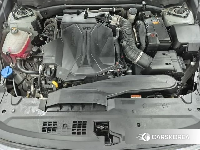 Hyundai Grandeur (GN7) id 4400996 из Кореи 13