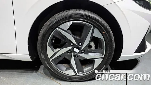 Hyundai Avante (CN7) id 2943699 из Кореи 15