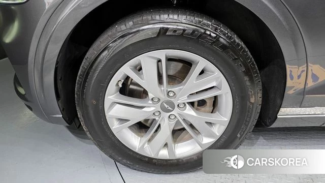 Genesis GV70 id 3839104 из Кореи 15