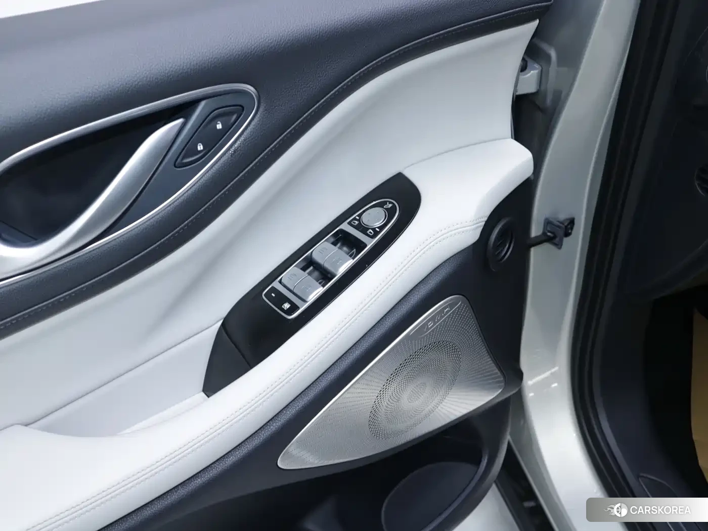 Lantu Automobile Lantu Dreamer id 4576843 из Китая 13