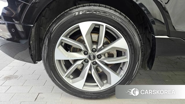 Audi e-Tron id 3885488 из Кореи 15