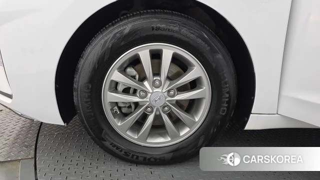 Hyundai The New Avante AD id 4519996 из Кореи 26