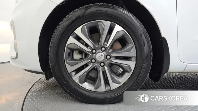 Kia The New Carnival id 3641238 из Кореи 15