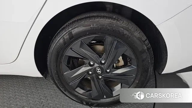 Hyundai Avante (CN7) id 3467695 из Кореи 15