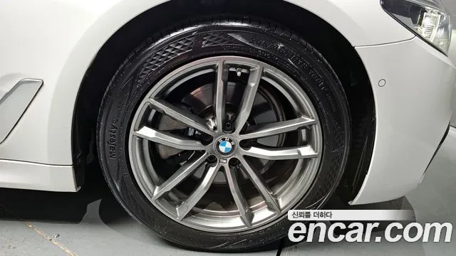 BMW 5 Series (G30) id 2956255 из Кореи 15