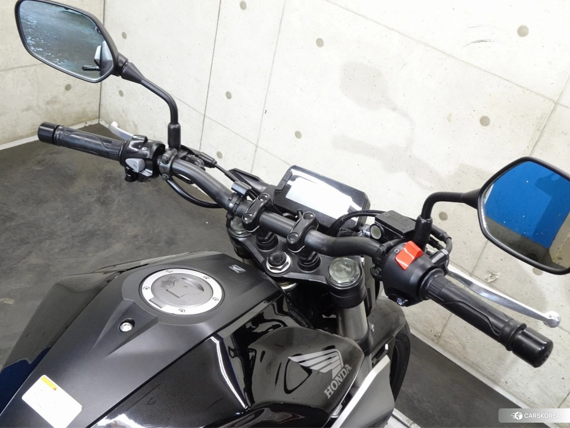 Проданный Honda CB250R id 3950454 из Японии, фото 26