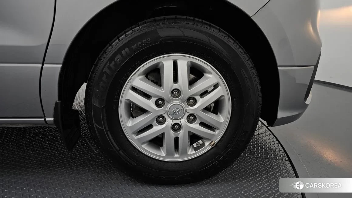 Hyundai The New Grand Starex id 2124715 из Кореи 15