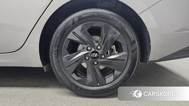 Hyundai Avante Hybrid (CN7) id 3513066 из Кореи 15