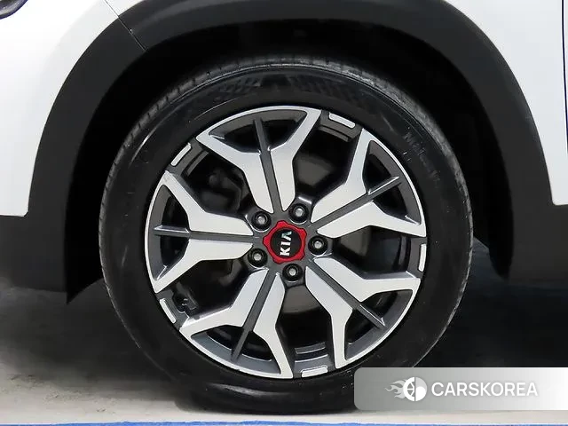 Kia Seltos id 3329521 из Кореи 15