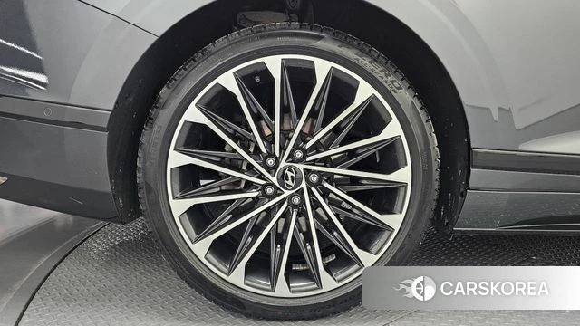 Hyundai Grandeur (GN7) id 3841466 из Кореи 15