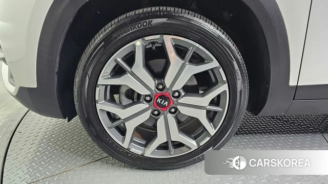 Kia Seltos id 4339064 из Кореи 15