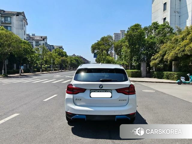 BMW iX3 2021 Белый из Китая, фото 5
