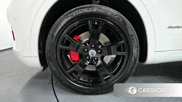 Maserati Levante id 4020430 из Кореи 15