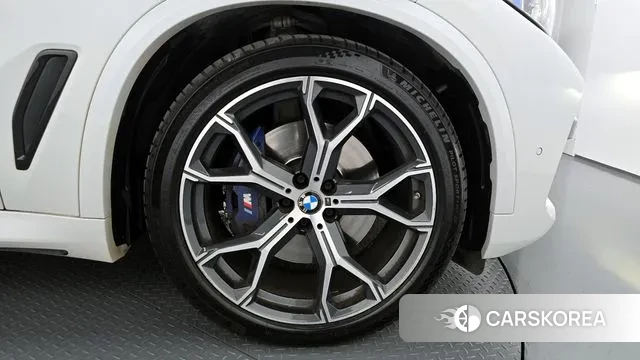 BMW X5 (G05) id 3426743 из Кореи 15