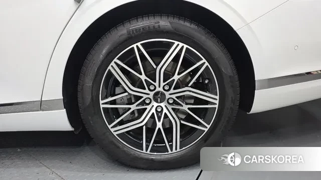 Genesis G90 (RS4) id 3348416 из Кореи 15