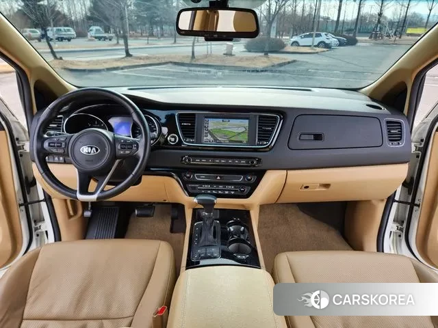 Kia All New Carnival id 3641816 из Кореи 15