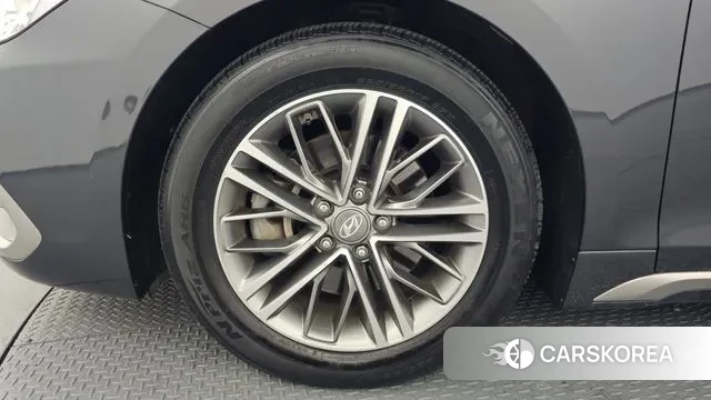 Hyundai Grandeur IG id 3778971 из Кореи 15