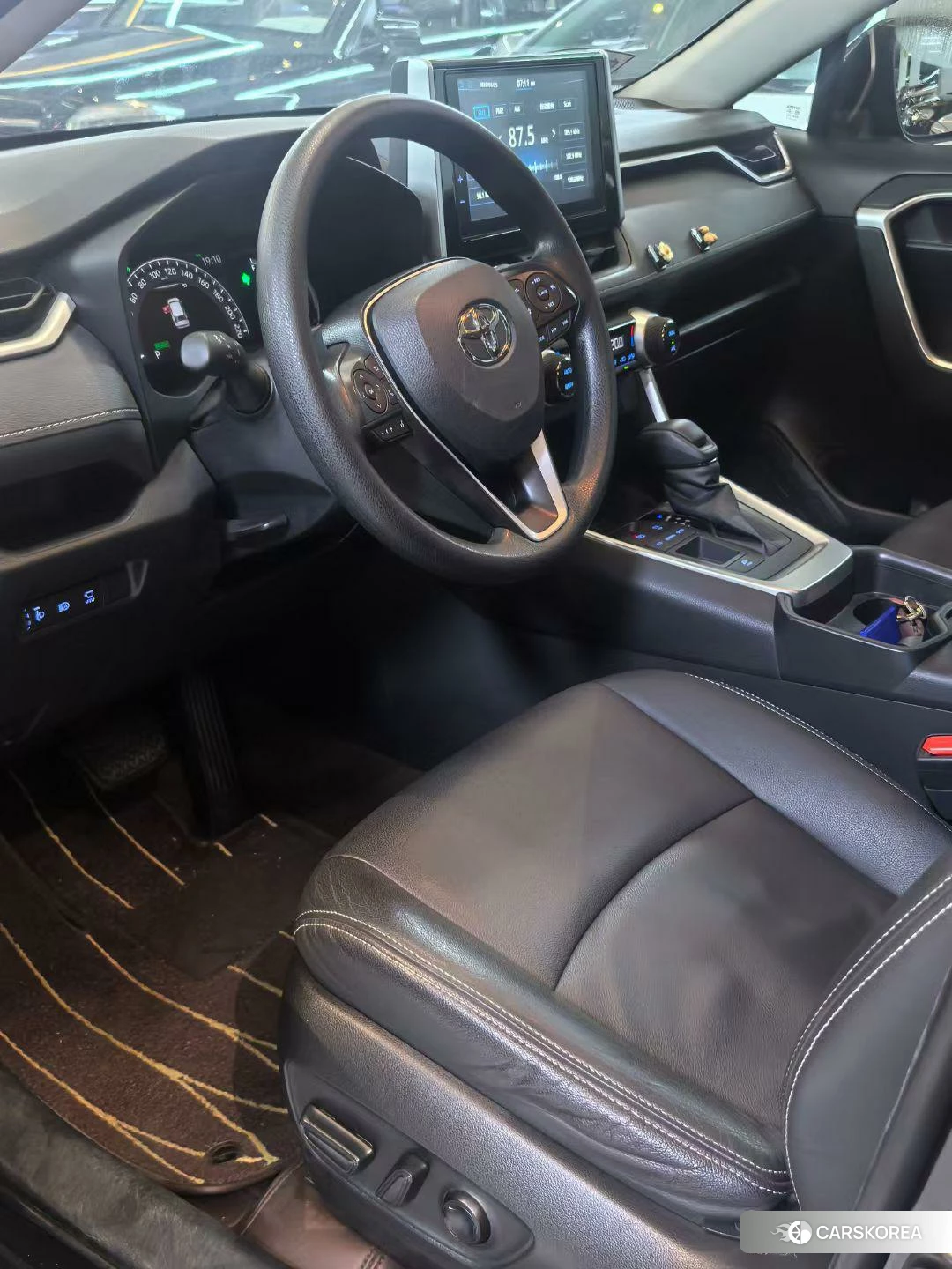Toyota RAV4 2021 Черный из Китая, фото 5