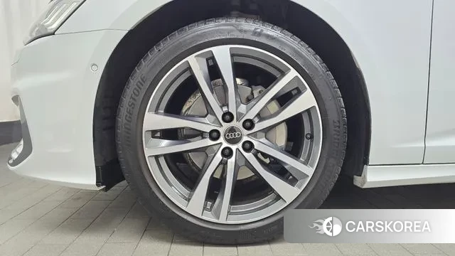 Audi A6 (C8) id 3776299 из Кореи 15