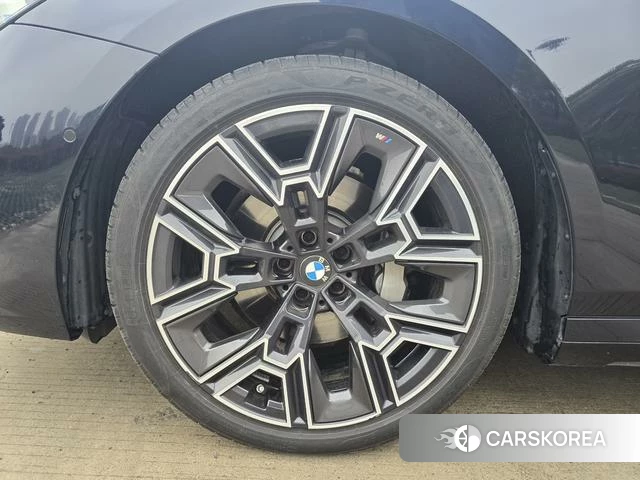 BMW 5 series id 4256317 из Китая 10