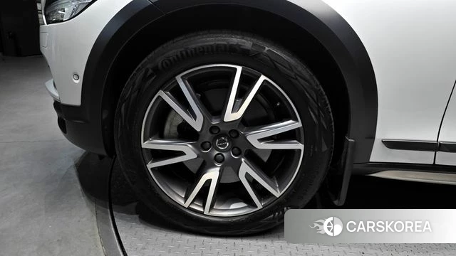 Volvo V90 Cross-Country id 3917034 из Кореи 15