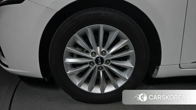 Kia Come New K7 id 4356666 из Кореи 26