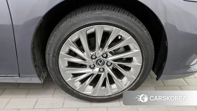 Lexus ES300h 7th generation id 3463957 из Кореи 15