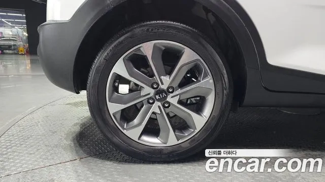 Kia Stonic id 2937063 из Кореи 15