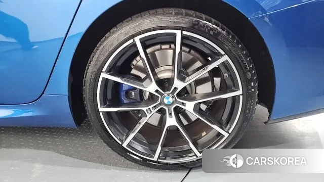 BMW 8 Series (G15) id 3459590 из Кореи 15