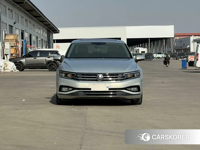Volkswagen Magotan 2021 Шампань из Китая, фото 5