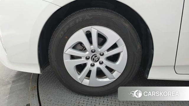 Toyota Prius 4th Generation id 4543643 из Кореи 25