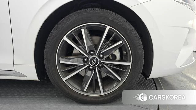 Hyundai The New Grandeur IG id 3813361 из Кореи 15