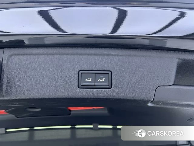 Volkswagen Touareg id 4297802 из Китая 29