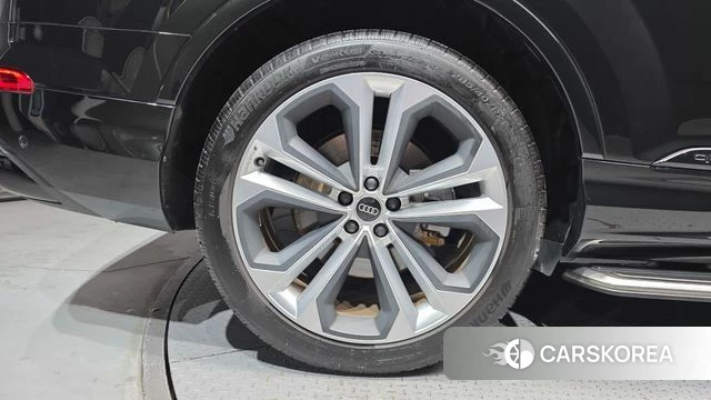 Audi Q7 (4M) id 4720592 из Кореи 32