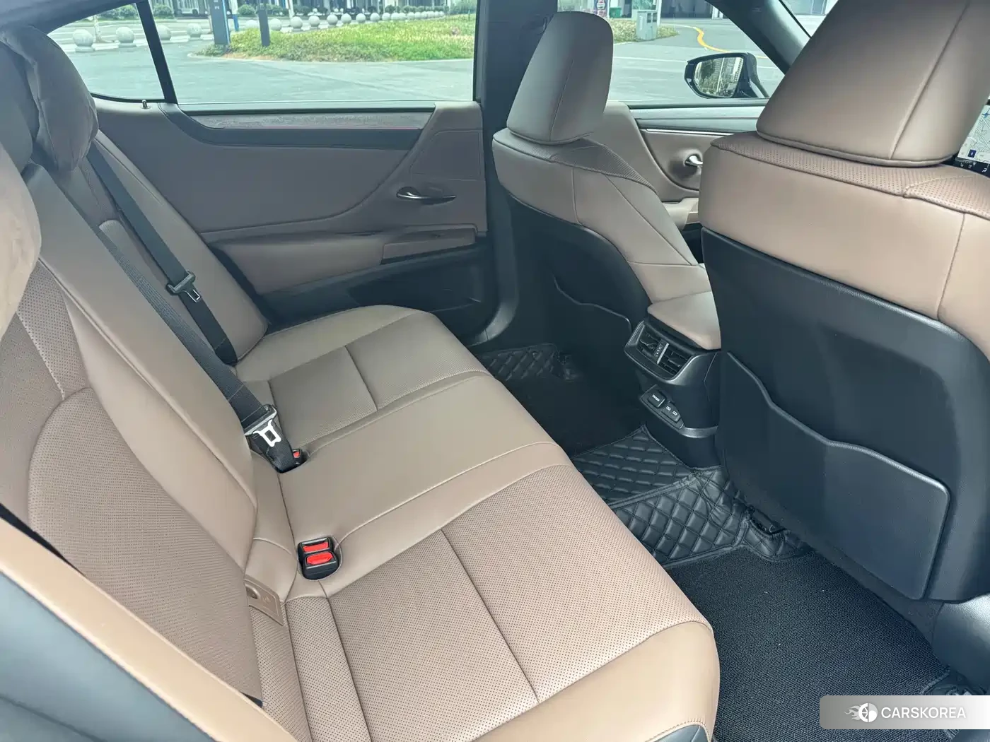 Lexus ES id 4539468 из Китая 9