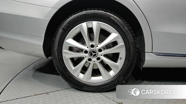 Mercedes-Benz C-Class W205 id 4304787 из Кореи 15