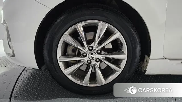 Kia The New Carnival id 3402898 из Кореи 15