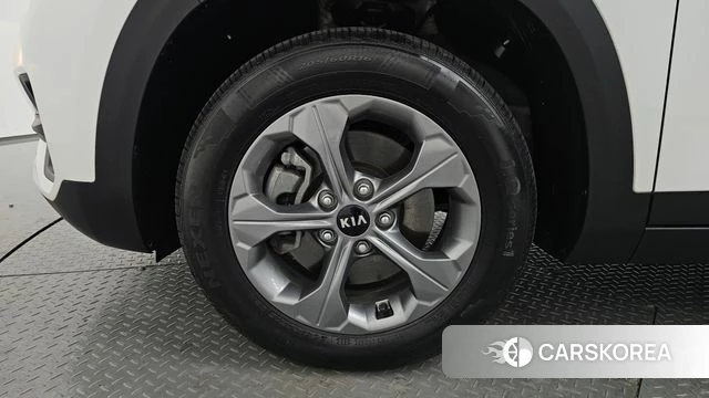 Kia Seltos id 3852490 из Кореи 16